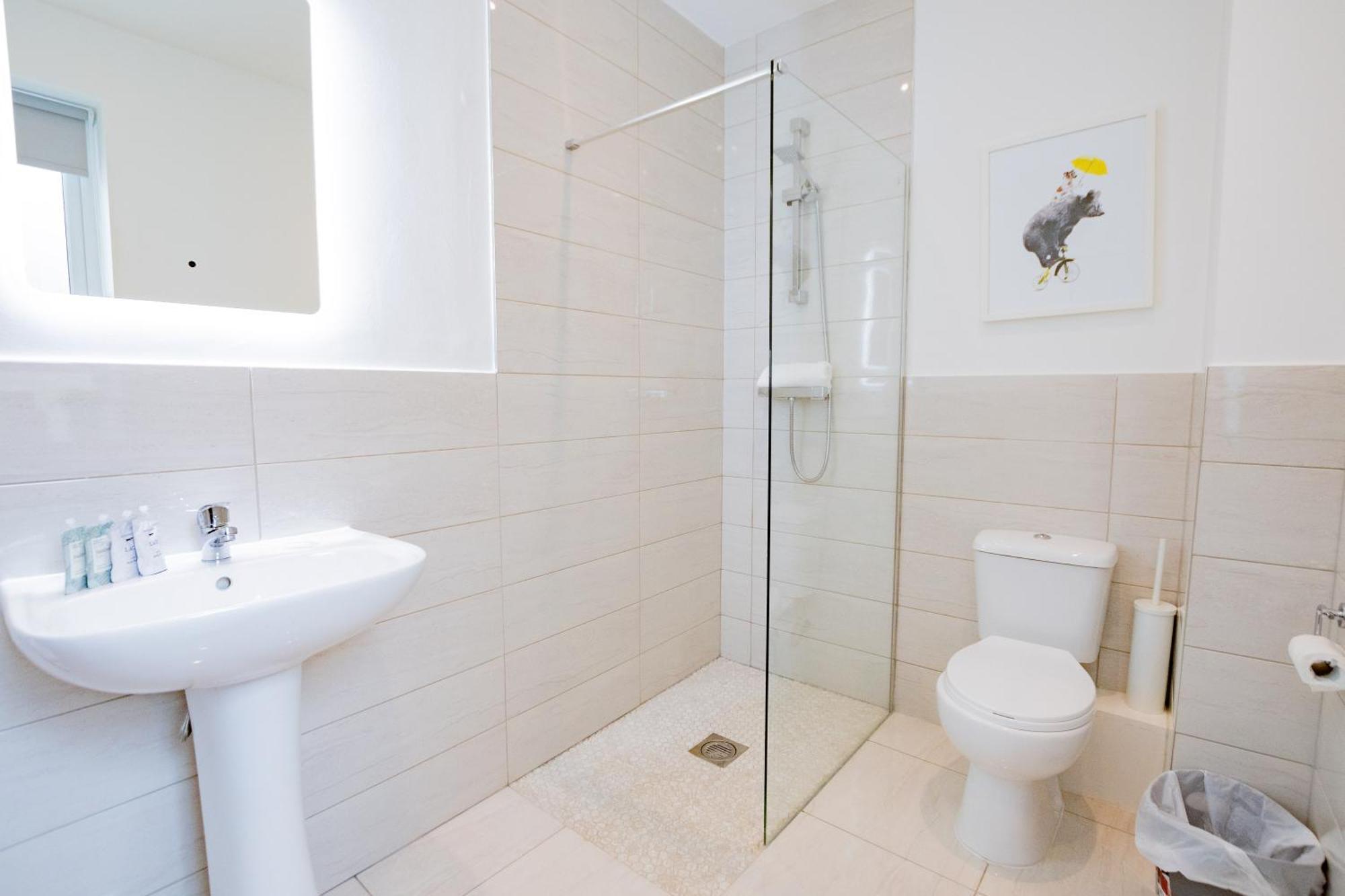 The Large Group House -Sleeps 21 Villa Dublin Eksteriør bilde