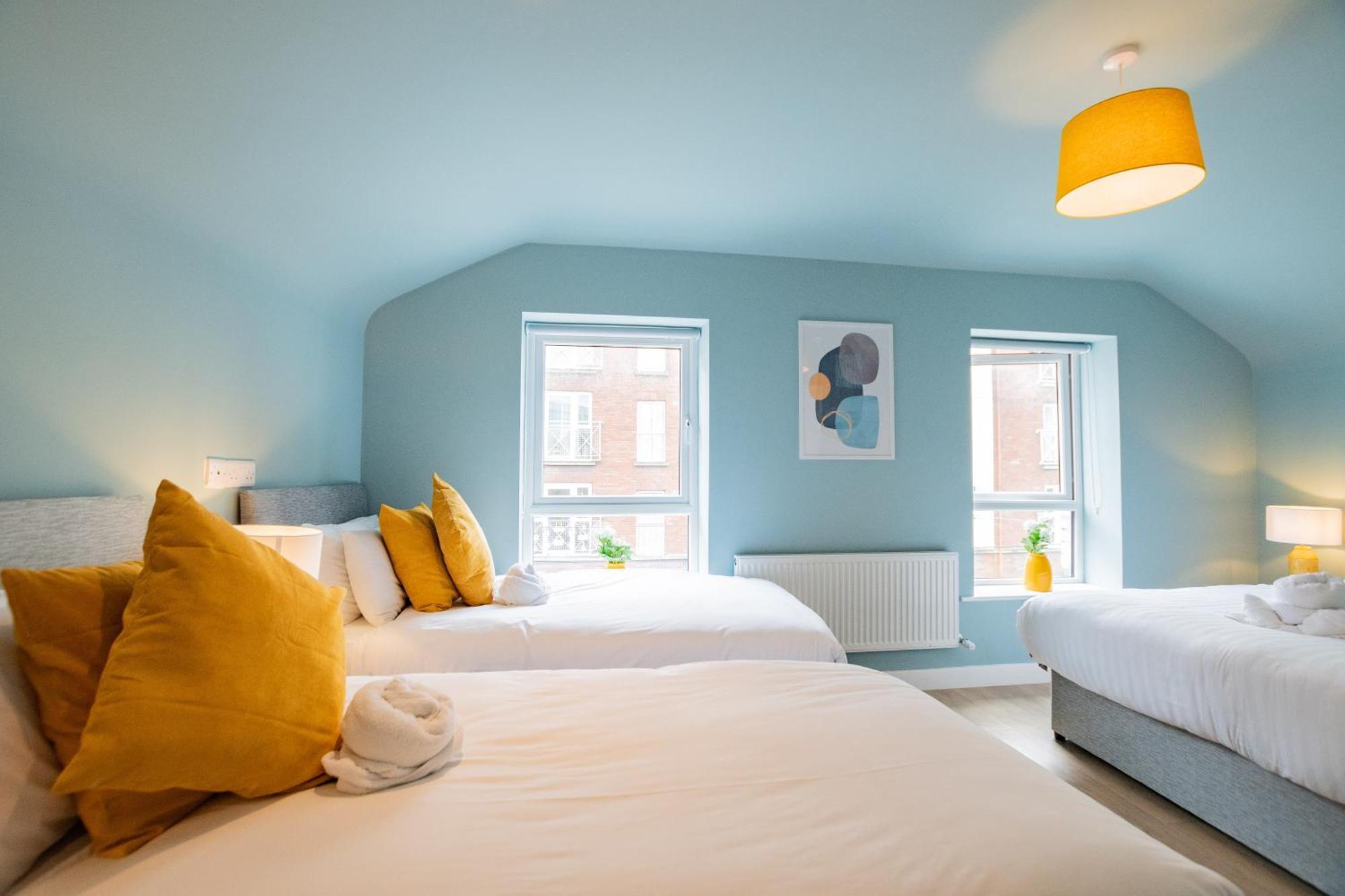 The Large Group House -Sleeps 21 Villa Dublin Eksteriør bilde