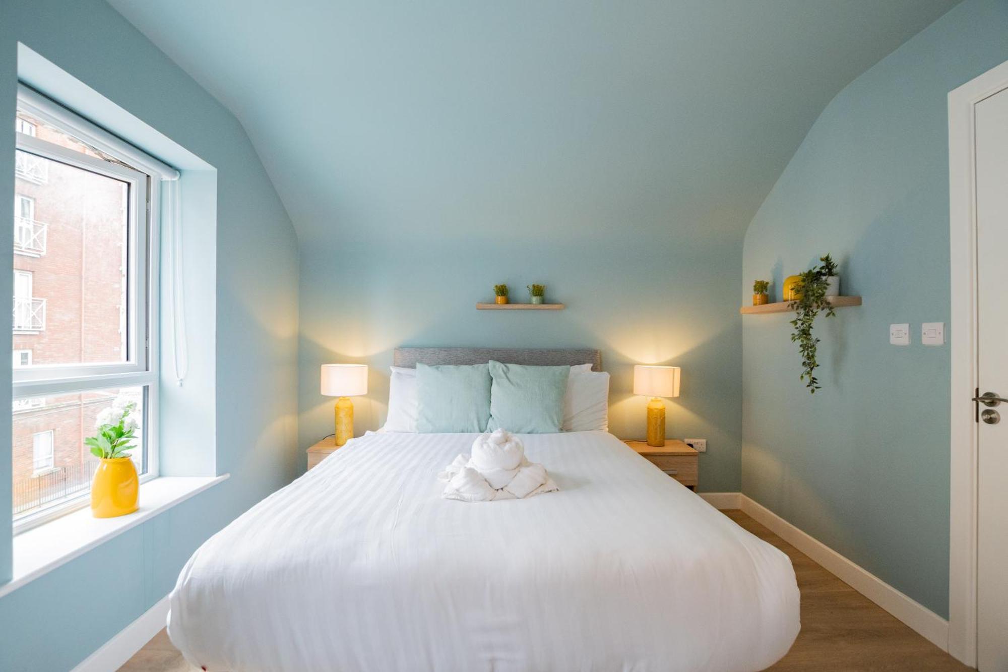 The Large Group House -Sleeps 21 Villa Dublin Eksteriør bilde