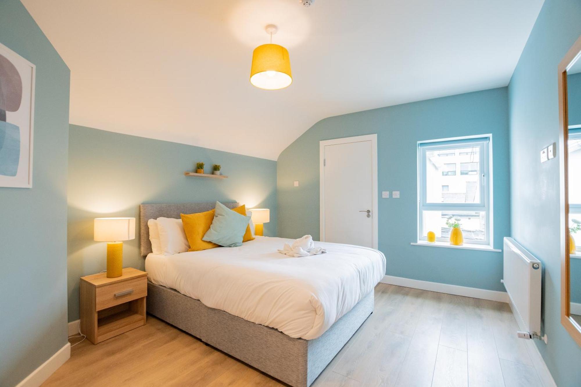 The Large Group House -Sleeps 21 Villa Dublin Eksteriør bilde