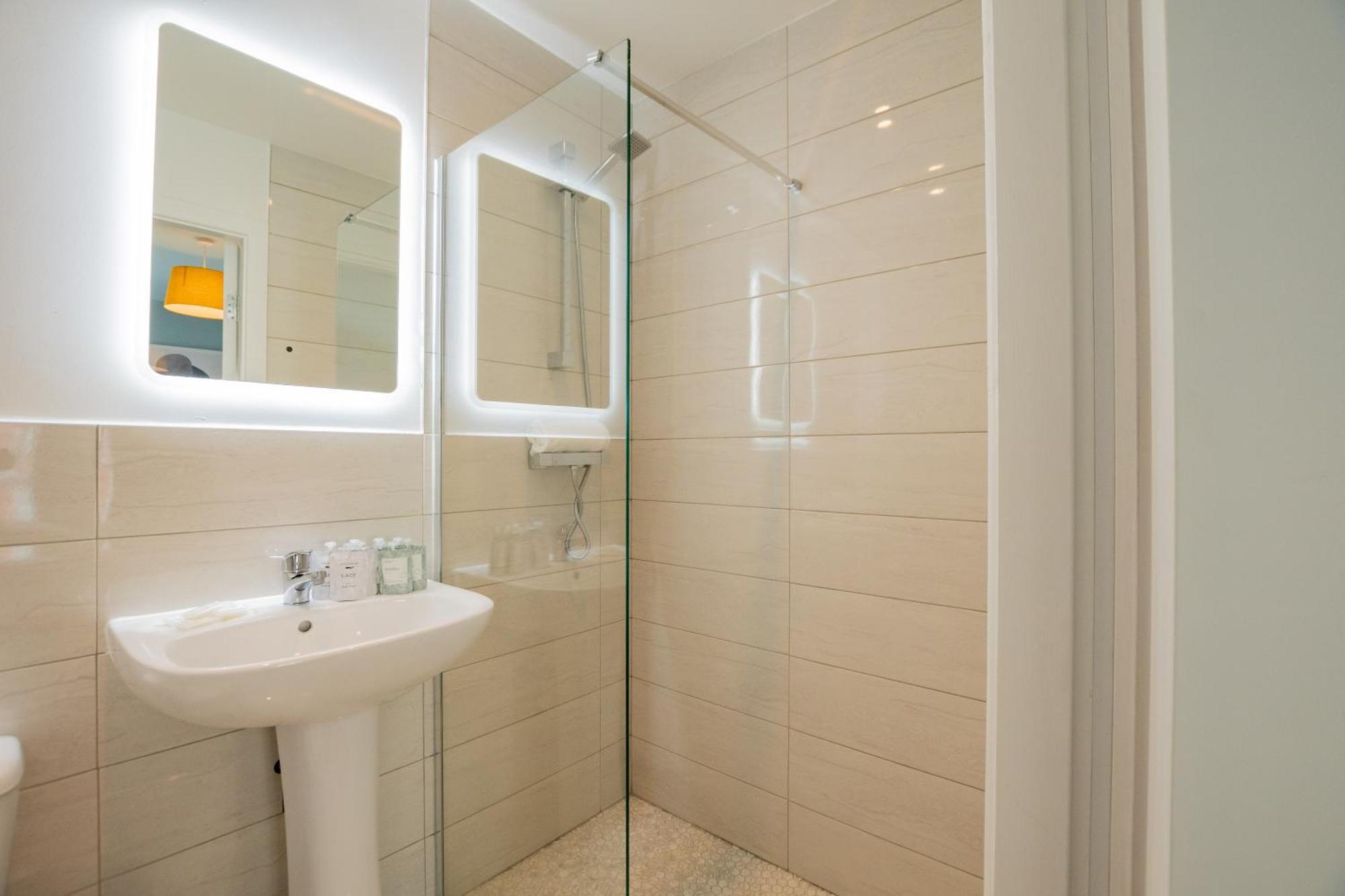 The Large Group House -Sleeps 21 Villa Dublin Eksteriør bilde