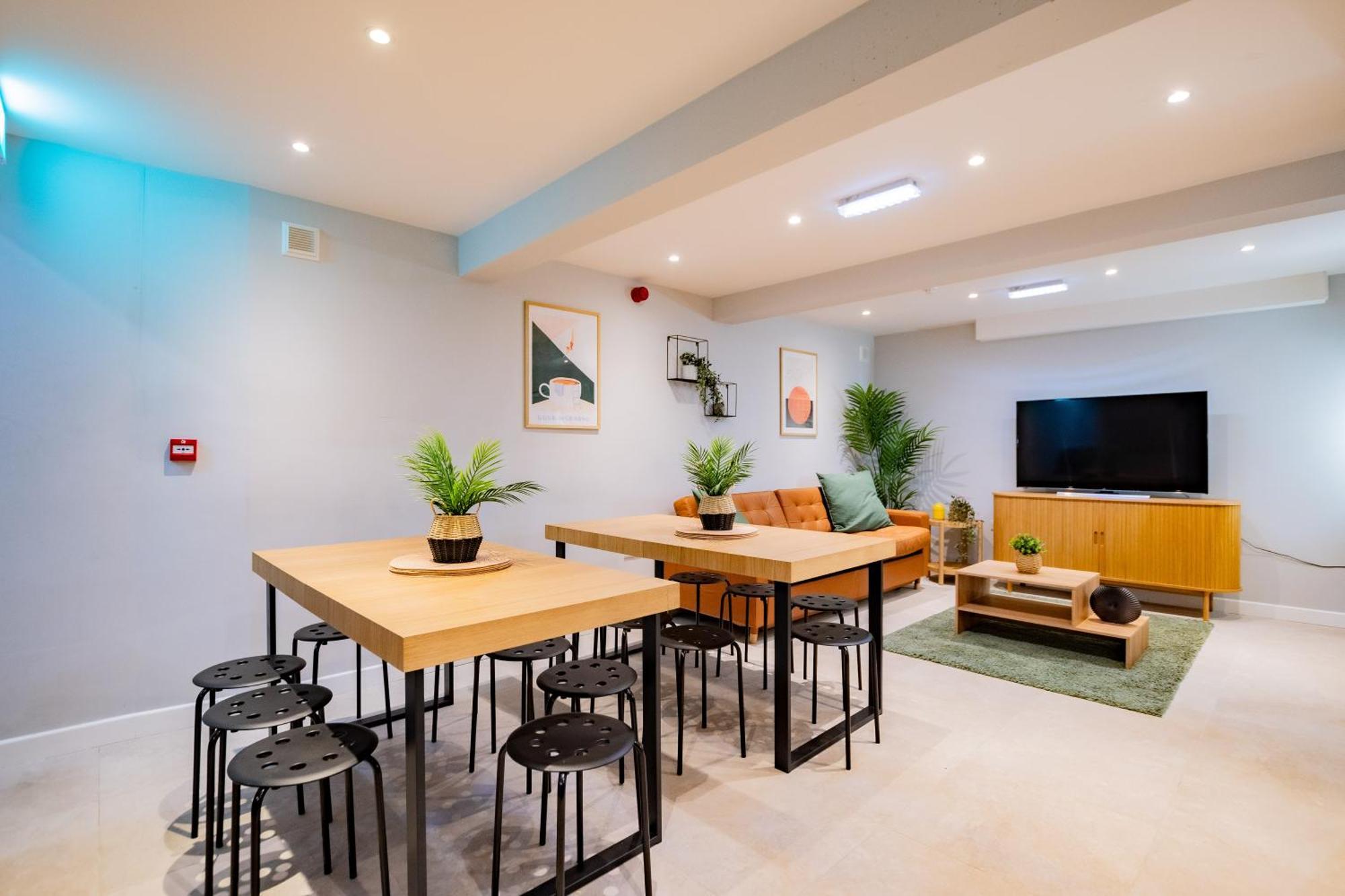 The Large Group House -Sleeps 21 Villa Dublin Eksteriør bilde