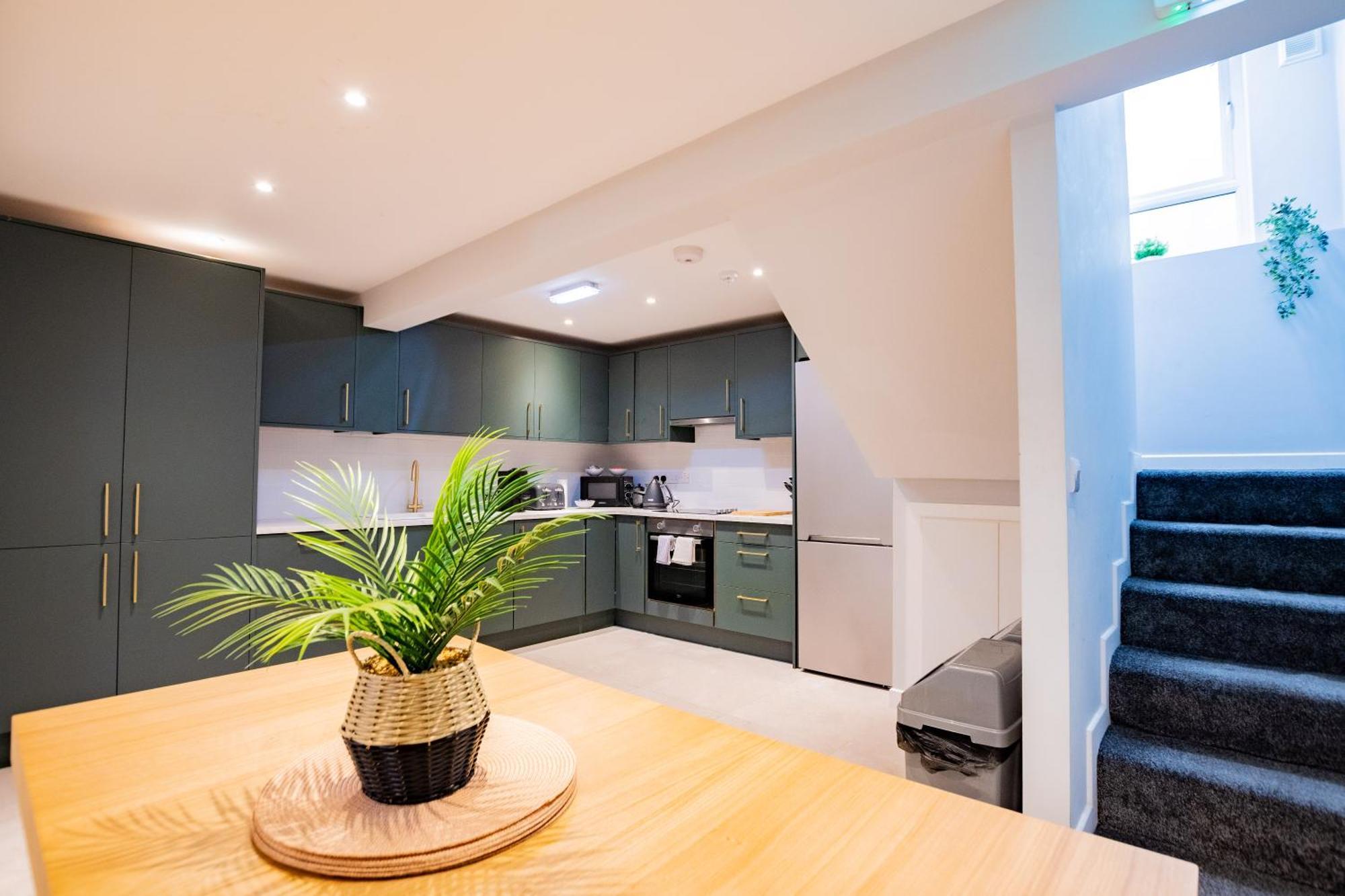 The Large Group House -Sleeps 21 Villa Dublin Eksteriør bilde
